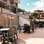 Zeus Hotel 3*
