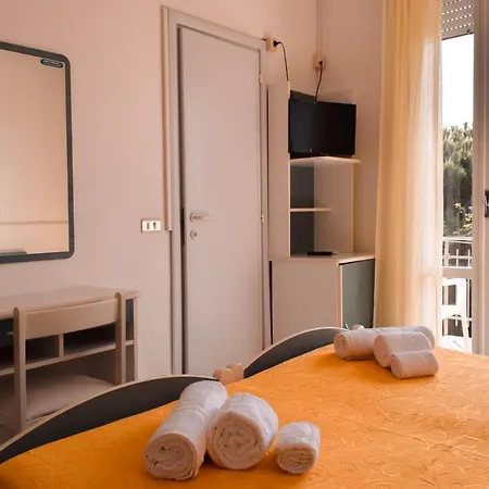 Zeus Hotel