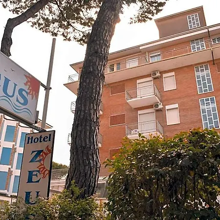 Hotel Zeus 3*