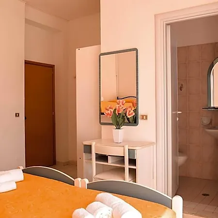 Hotel Zeus 3*